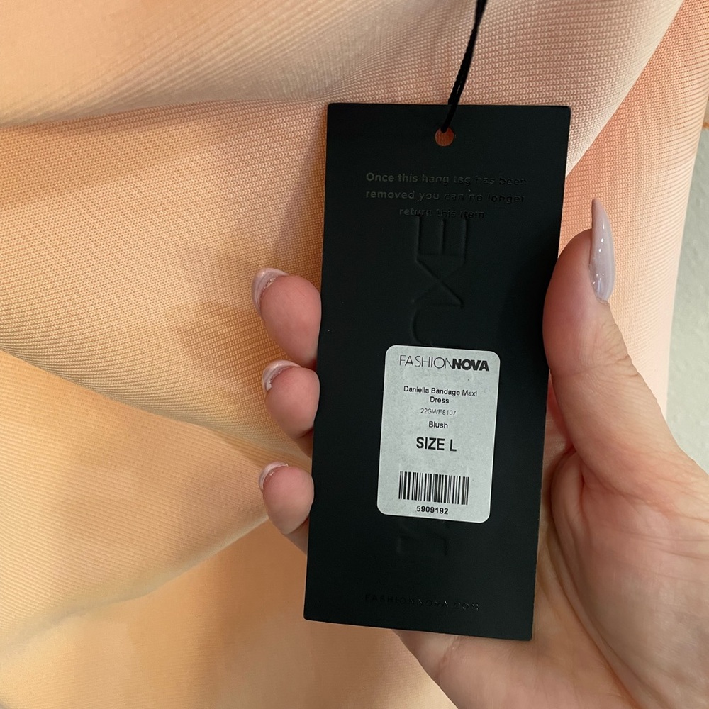 🧡 NWT Fashion Nova Peach Asymmetrical One Shoulder Gown Size L🍑 - Picture 4 of 5